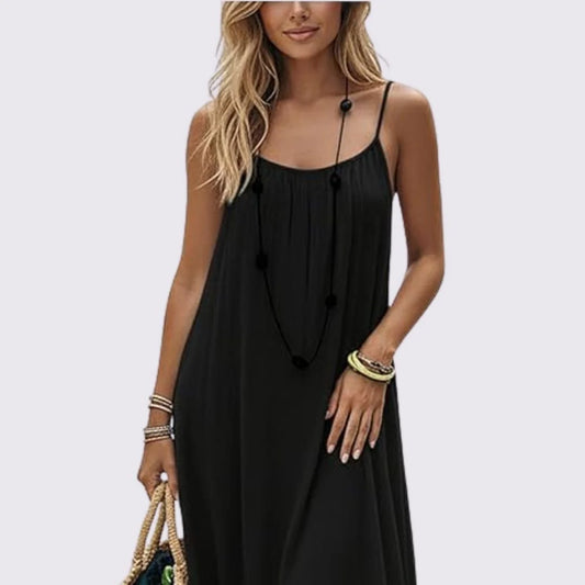 Langes, fließendes Kleid mit schmalen Trägern