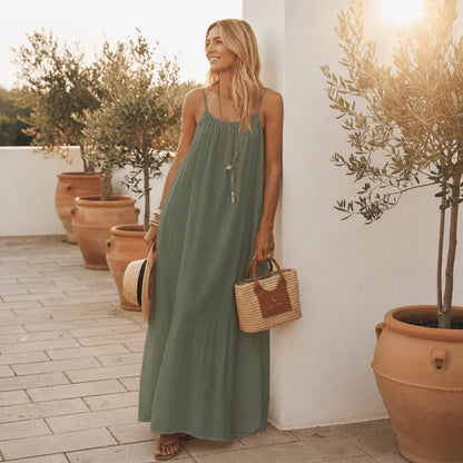 Langes, fließendes Kleid mit schmalen Trägern