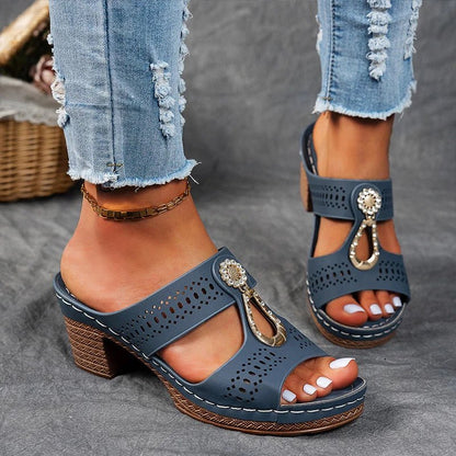 Bequeme orthopädische Sandalen für Damen