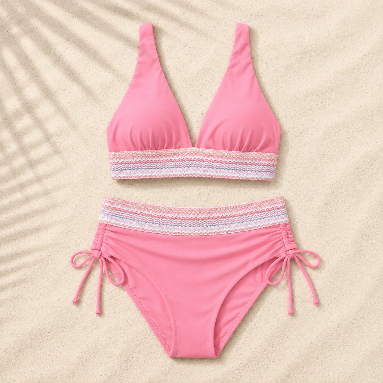 Bikini mit hoher Taille für einen flachen Bauch