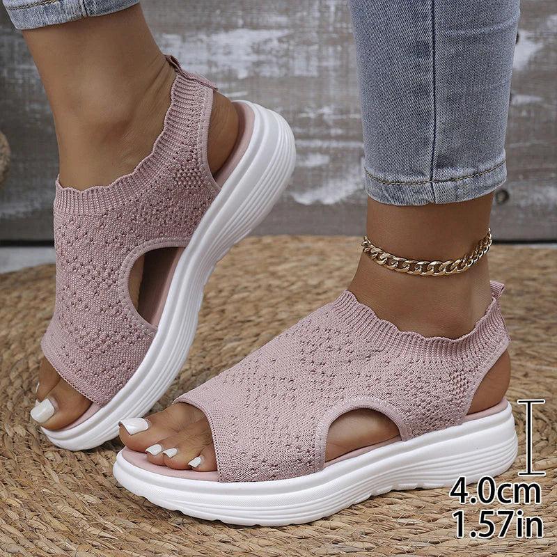 Bequeme Damen-Sandalen mit Keilabsatz aus atmungsaktivem Netzstoff