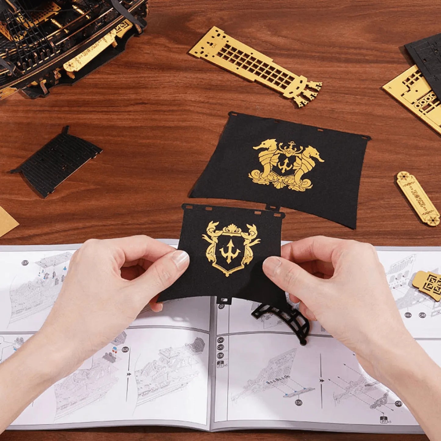 Piratenschiff Holzmodell