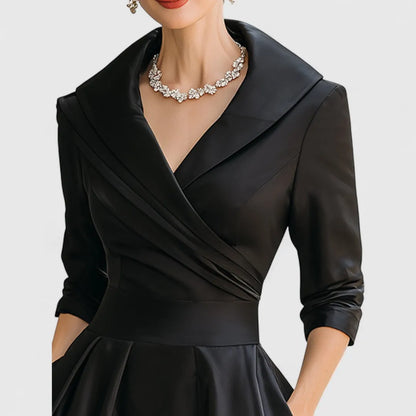 Robe midi élégante avec col croisé