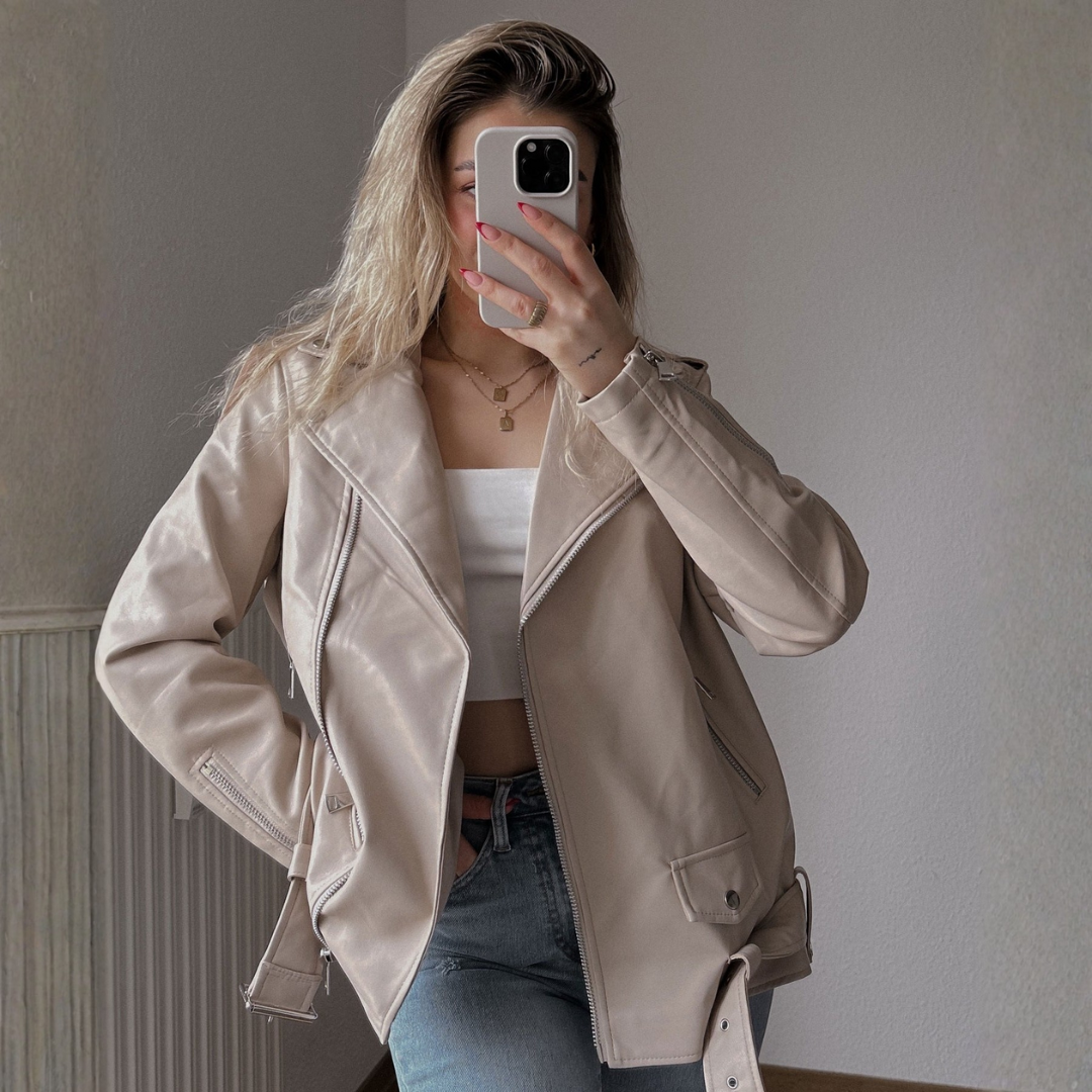 Stylische Damenjacke aus Kunstleder