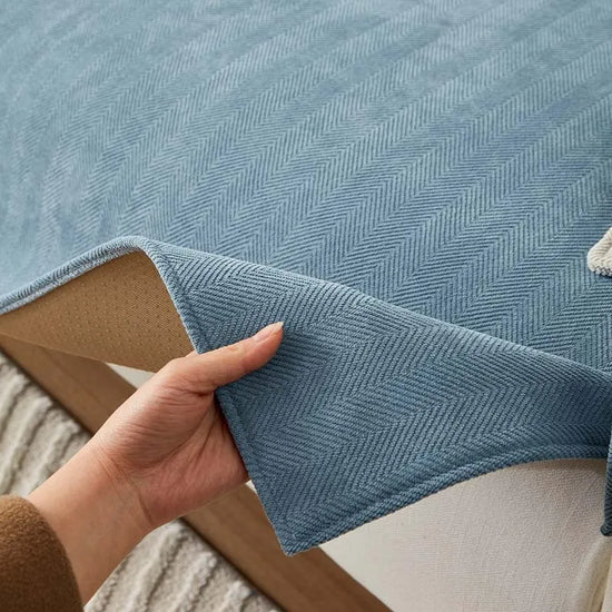 Luxuriöser Sofaschutz aus Herringbone-Chenille