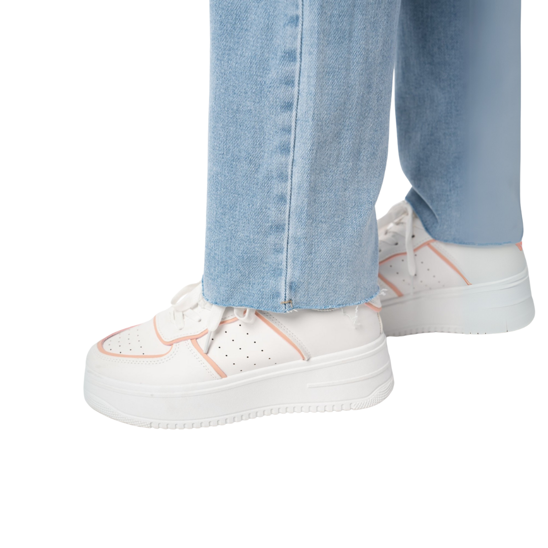 Straight Fit Damenjeans in Hellblau
