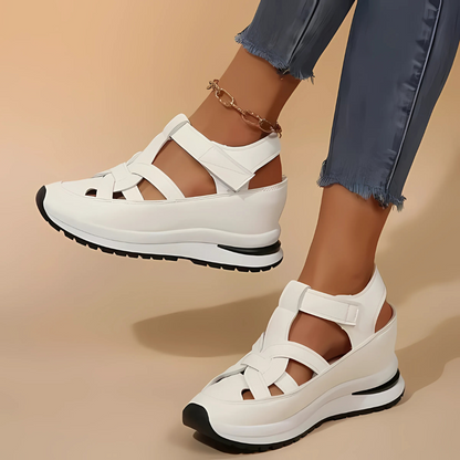 Bequeme Sandalen mit atmungsaktiver Sohle