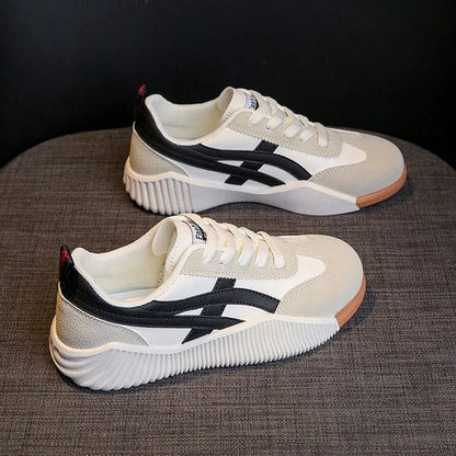 Moderne, ergonomische Sneakers