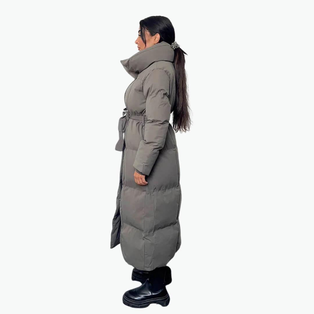 Lange gesteppte Damen-Winterjacke mit Gürtel