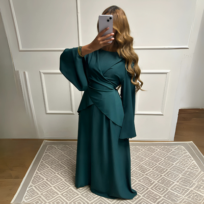 Fließende Abaya mit Schmetterlingsärmeln