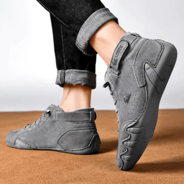 Orthopädischer Lederschuh