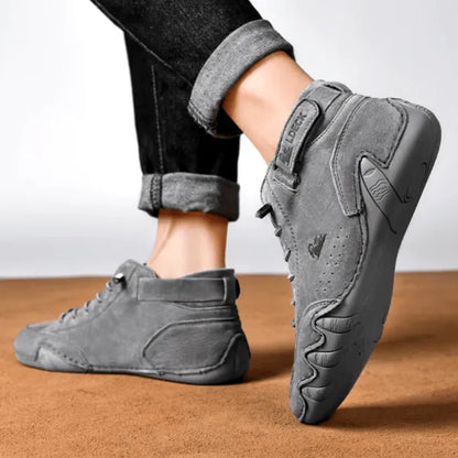 Orthopädischer Lederschuh