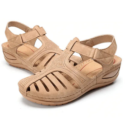 Bequeme und leichte Ledersandalen für Damen