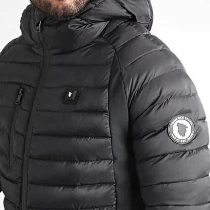 Männliche wärmende Daunenjacke mit Kapuze Schwarz