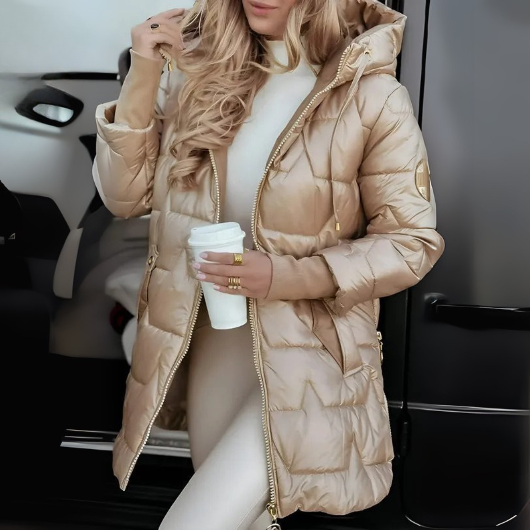 Elegante cappotto invernale con cappuccio