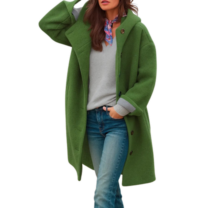 Caldo ed elegante cappotto di media lunghezza