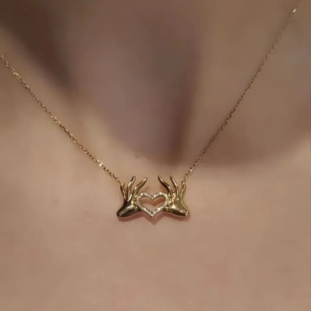 Collana d'oro con doppio cuore