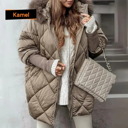 Mantello invernale da donna con cappuccino in pelle