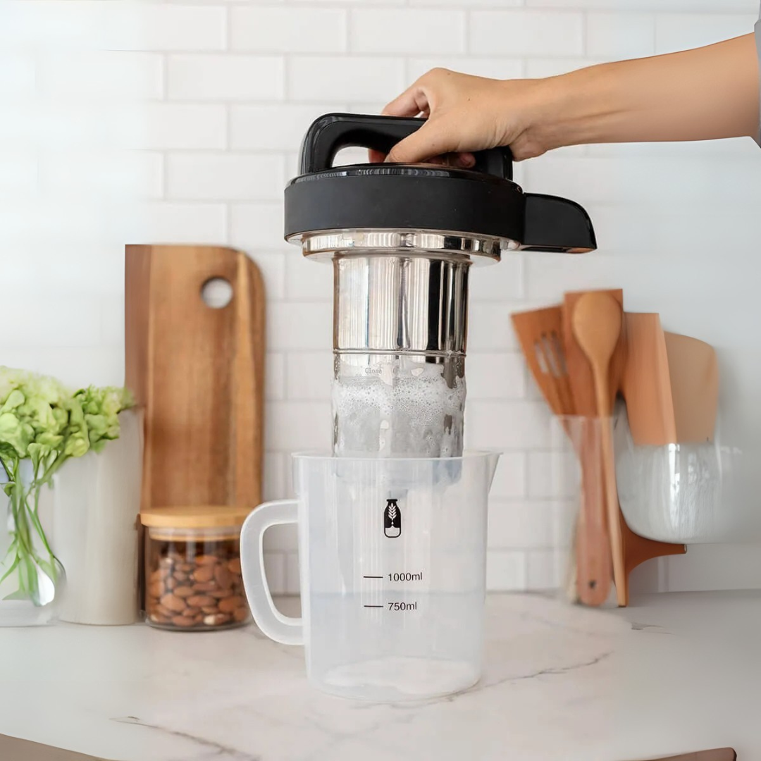 Creatore di latte vegetale fatto in casa