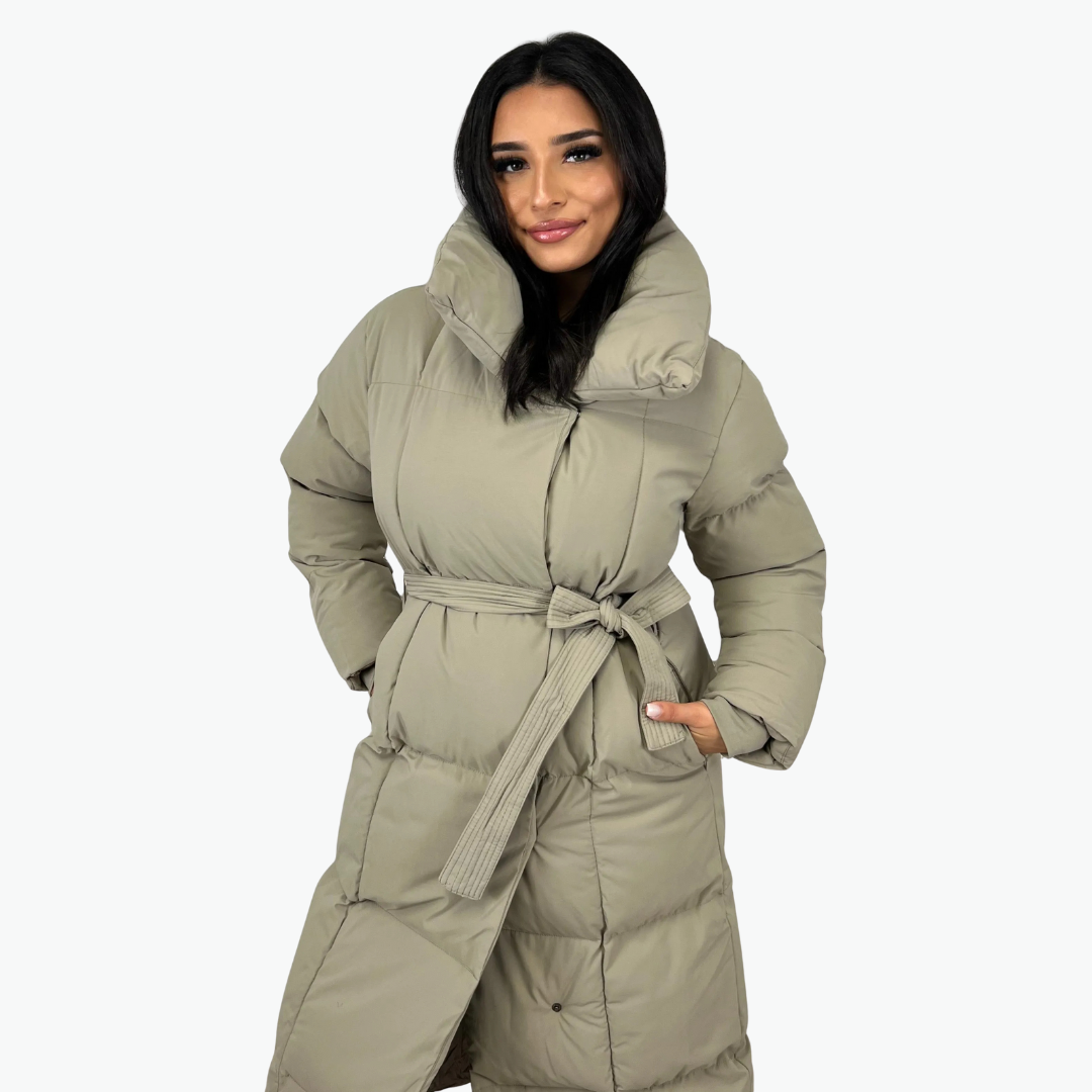 Lange gesteppte Damen-Winterjacke mit Gürtel