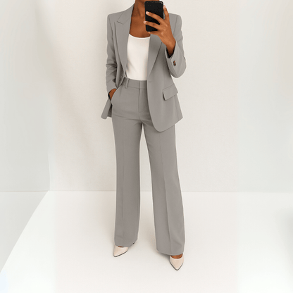 Elegante abito da donna a due pezzi