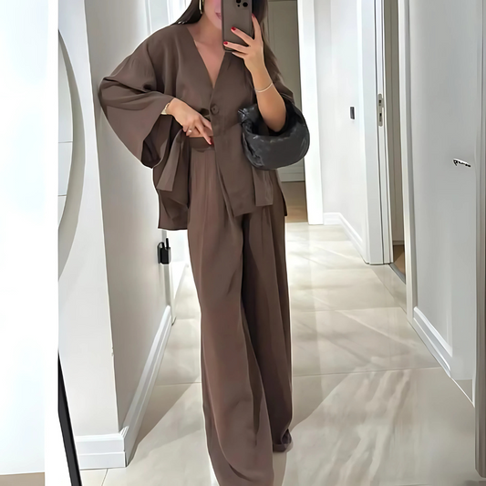 Set casual con scollo a V