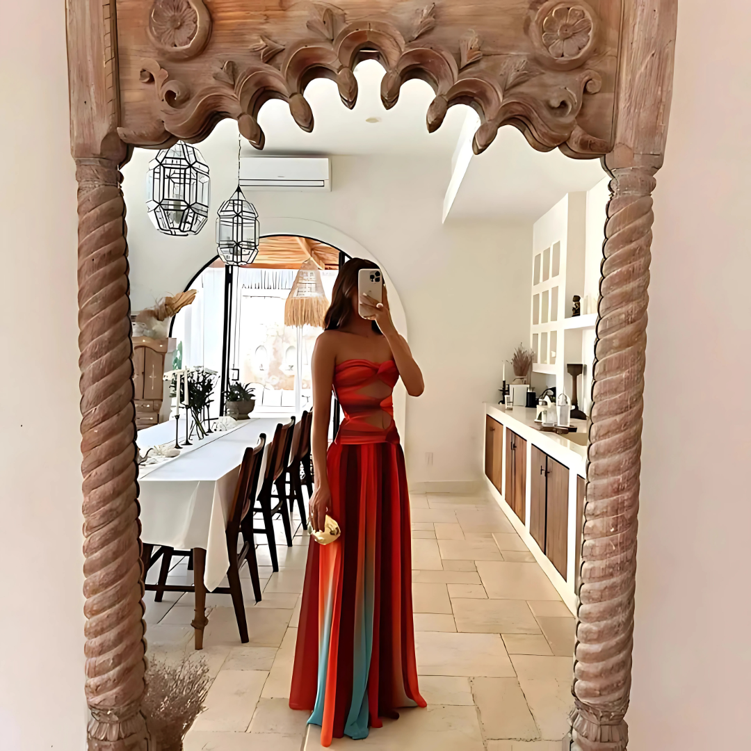 Elegante abito lungo con spalline regolabili