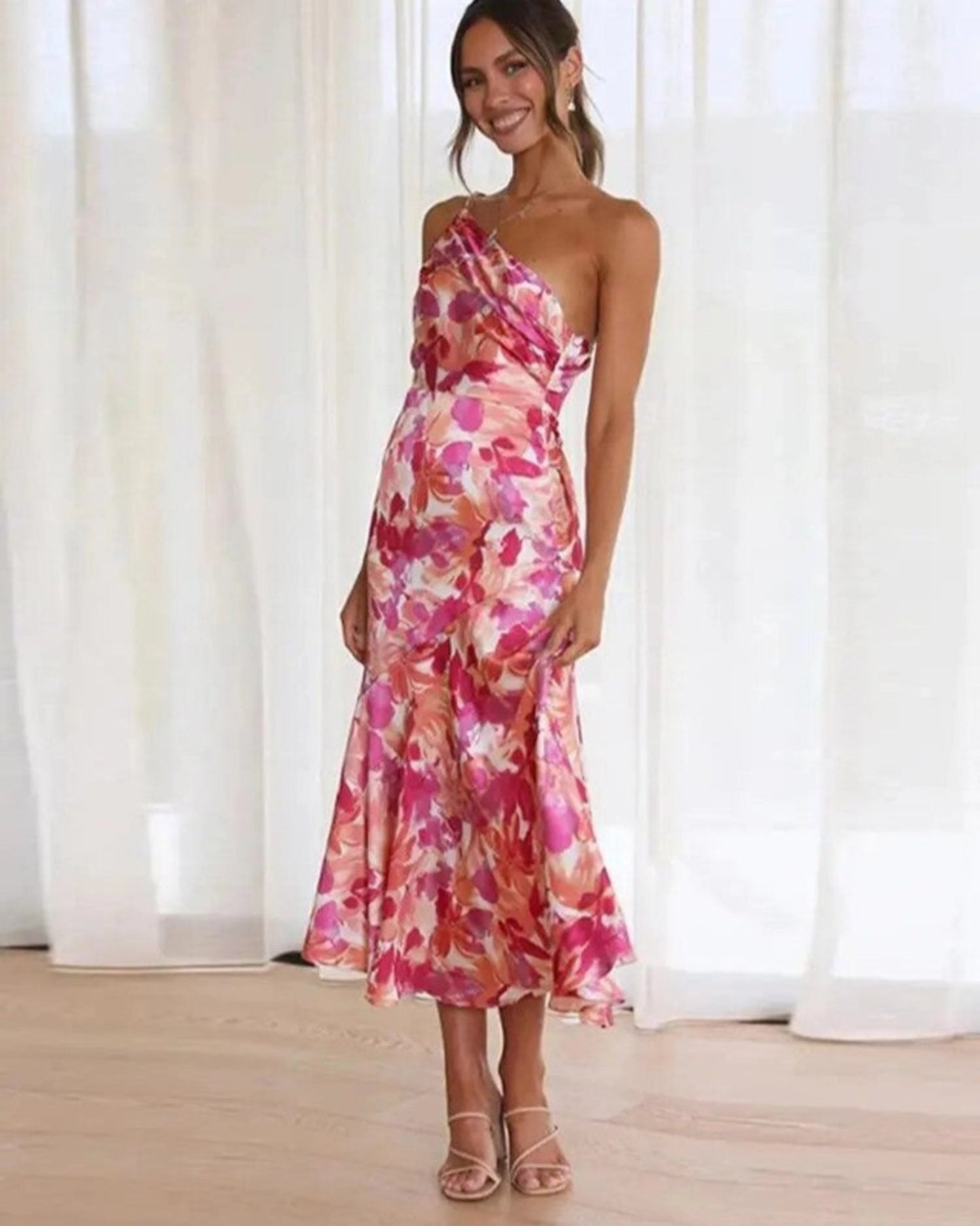 Sienna - Maxikleid asimmetrico con bordo floreale per donna