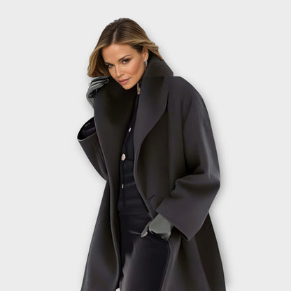Isabelle - Cappotto elegante con collo alto
