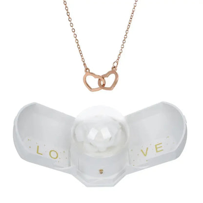 Set regalo rosa eterna e collana incisa