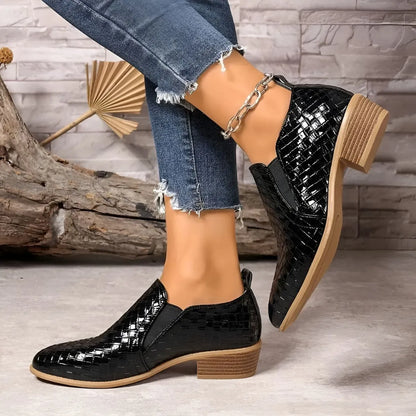 Scarpe Oxford intrecciate da donna